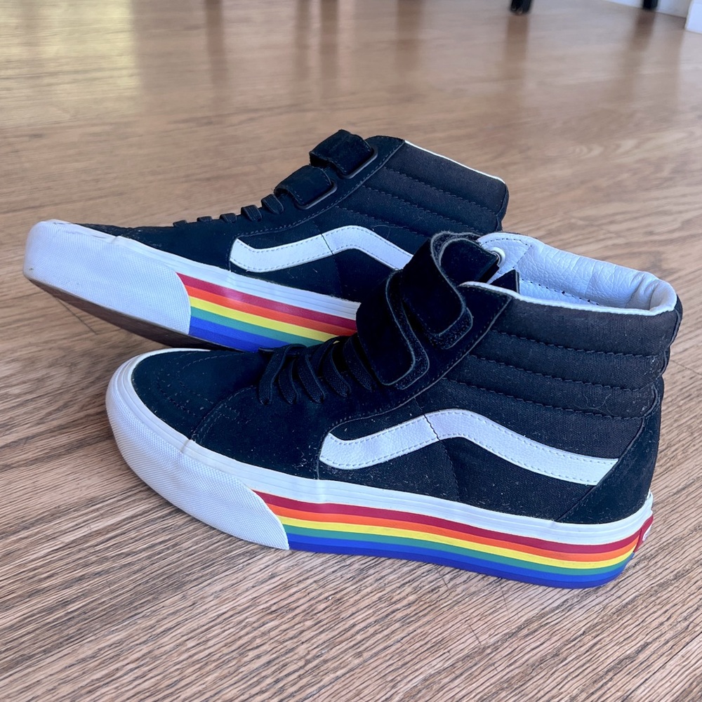 VANS SK8-HI STACKFORM PRIDE SHOE BLACK Men’s 7.5 / Women’s 9 high top platform